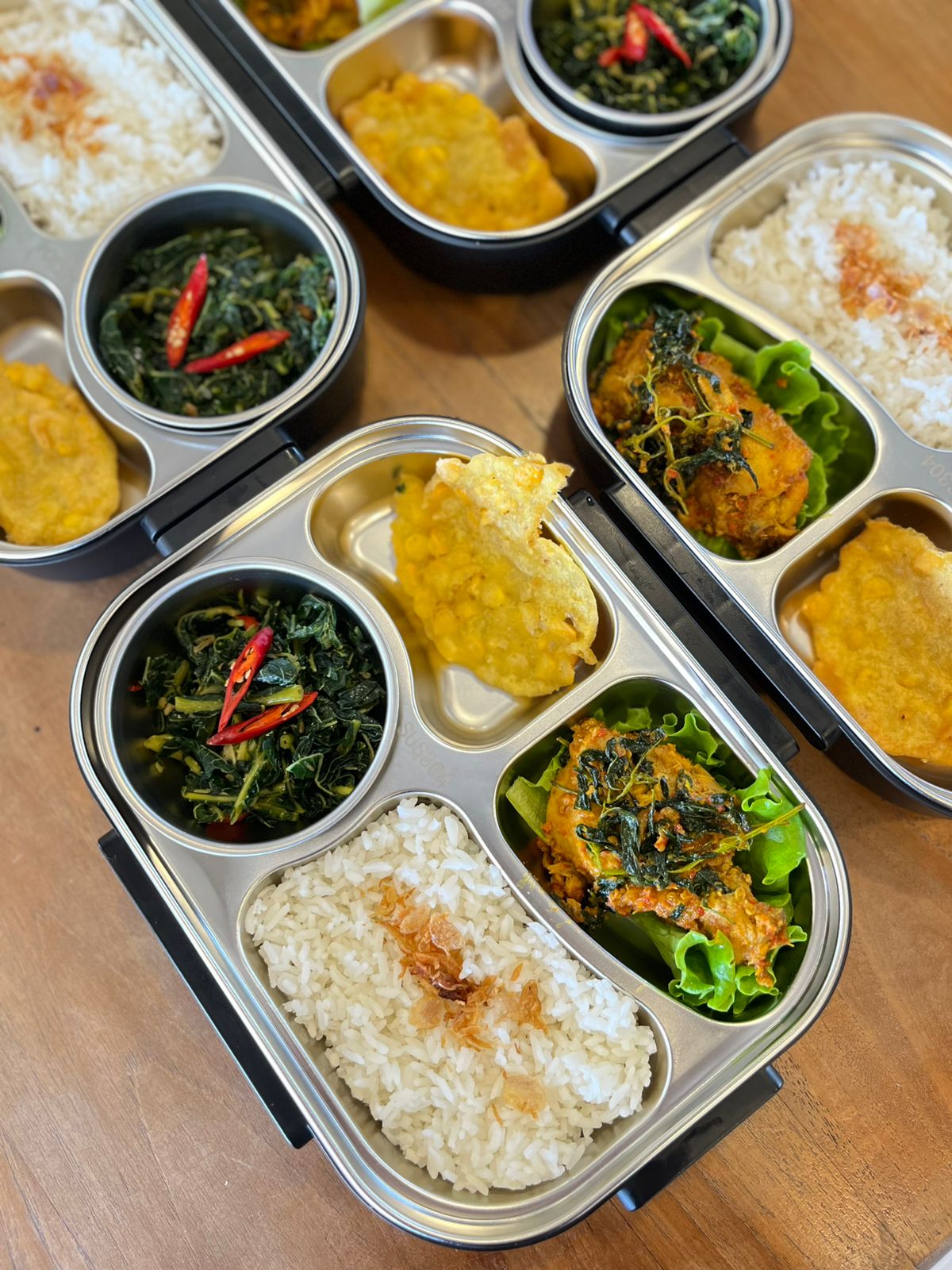 Ayam Woku Makasar Nasi Box